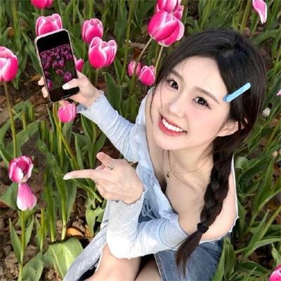 男生女生向前冲